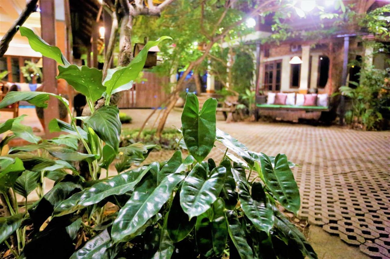 Santitham Guest House Chiang Mai Exterior photo